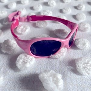 Pink infant sunglasses 🕶 🌸